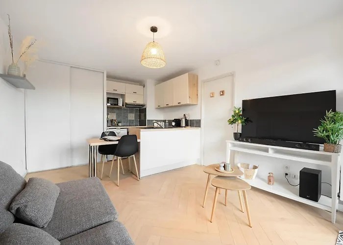 Joli T2 Avec Terrasse Et Parking *