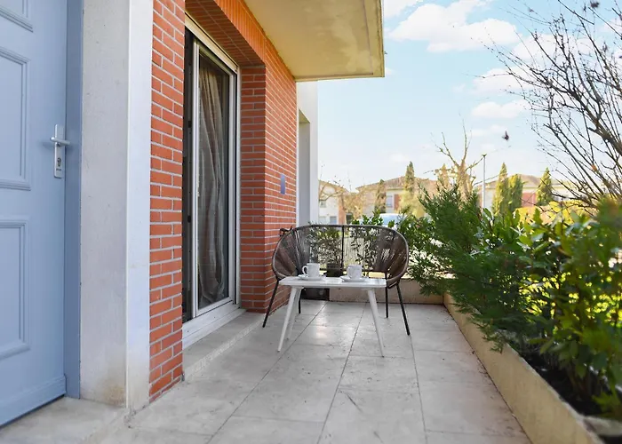 Appartement Joli T2 Avec Terrasse Et Parking